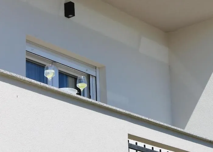 Lumary شقة زادار