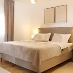 Apartment Lumary *