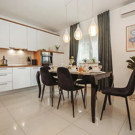 Lumary 公寓 扎达尔